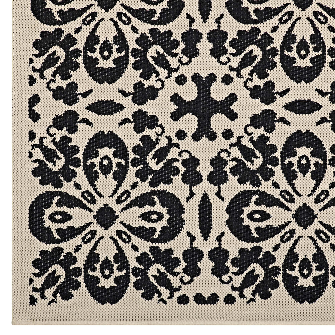 Black and Beige / 4x6