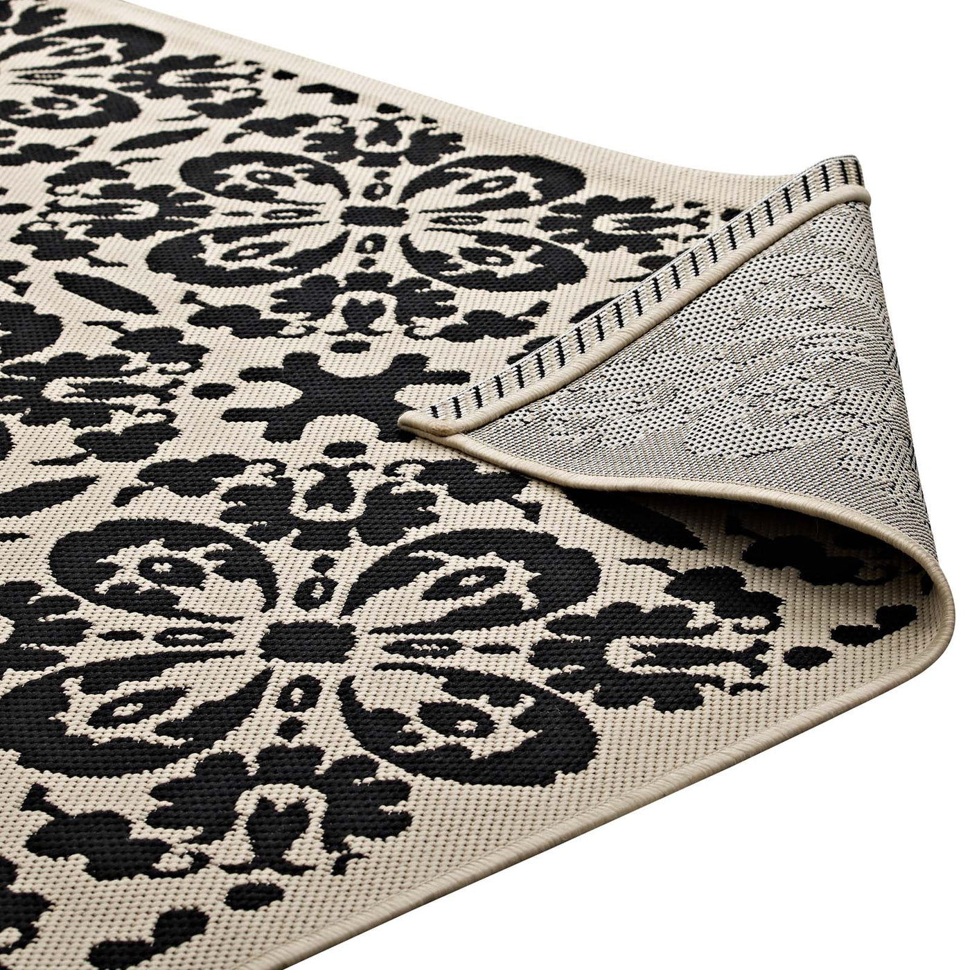Black and Beige / 5x8